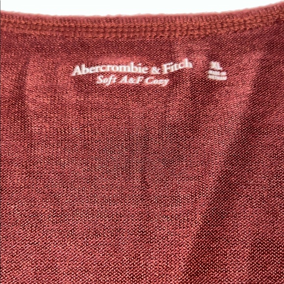 Abercrombie top - Picture 2 of 4